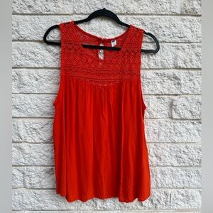 ⭐️Coral red lace tank top